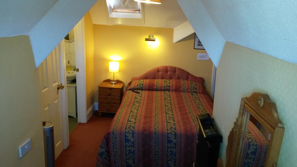Menai Bank Hotel Caernarfon Phòng bức ảnh