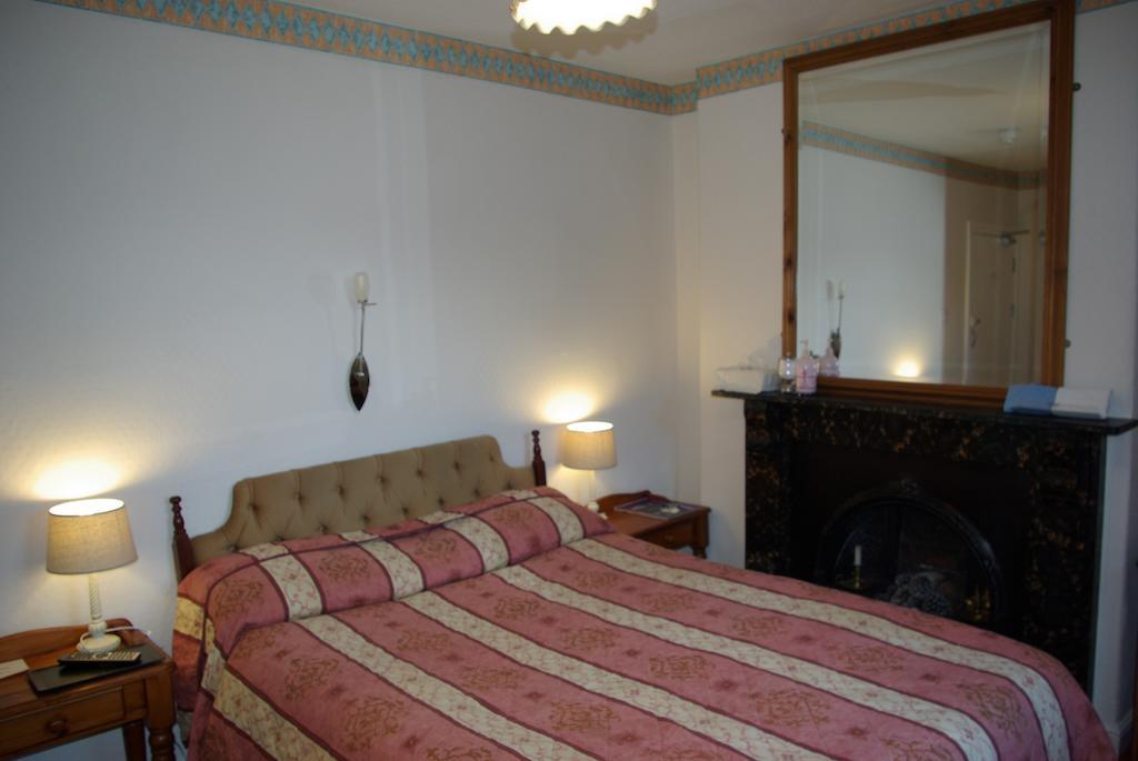 Menai Bank Hotel Caernarfon Phòng bức ảnh